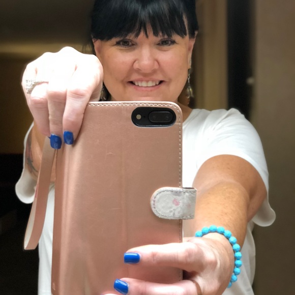 Meet Your Posher Kim! - Picture 7 of 7